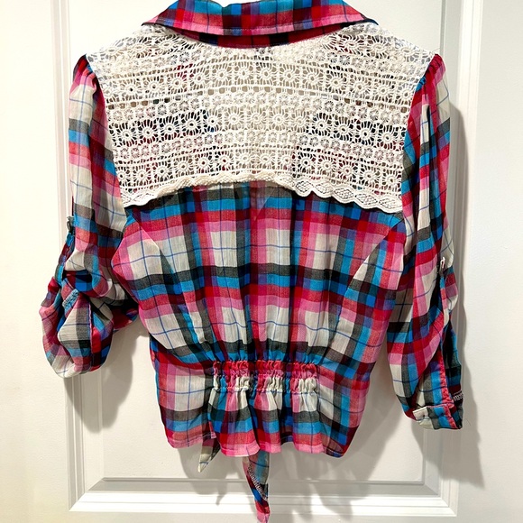 Shirt - Picture 1 of 2